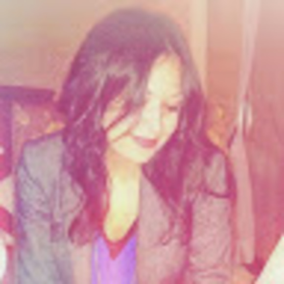 Meet your Posher, Tracey - Picture 1 of 1